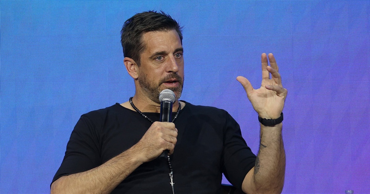 Aaron Rodgers speaks about psychedelics and how it ‘unlocked that whole world’ for him