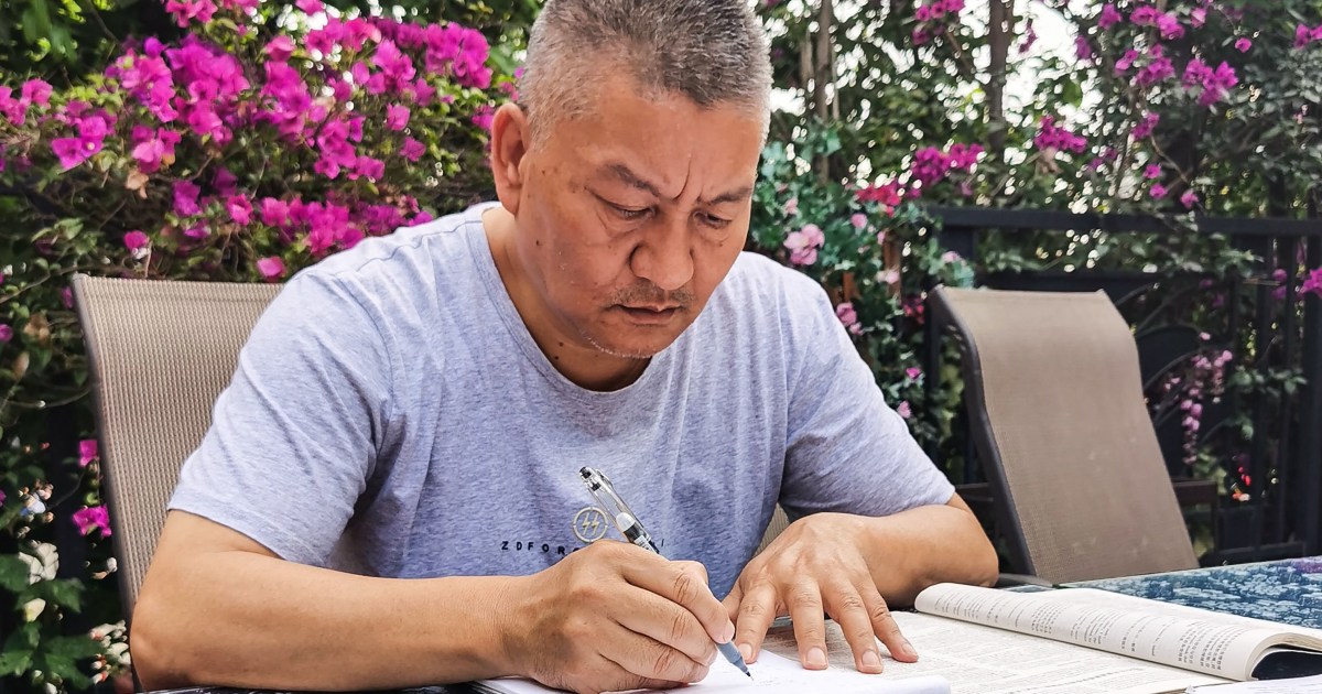 After 27 tries, Chinese millionaire considers giving up on college entrance exam