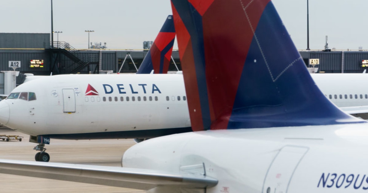 Pilot arrested on suspicion of showing up drunk for Delta's New York