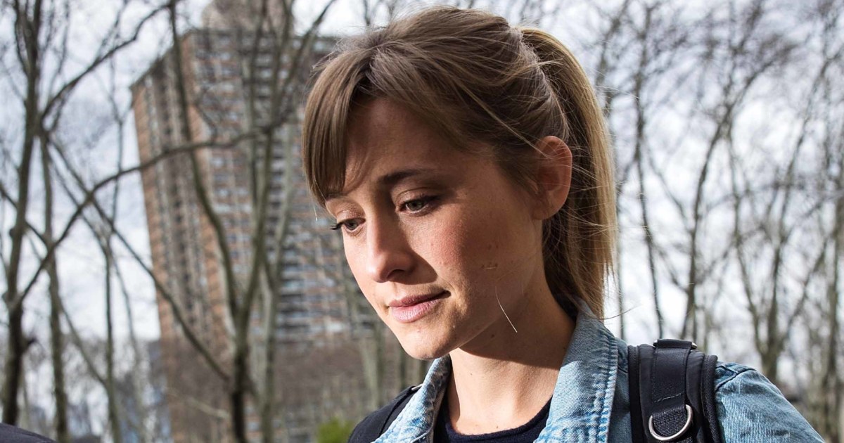 ‘smallville Actor Allison Mack Released From Prison Early Tittlepress