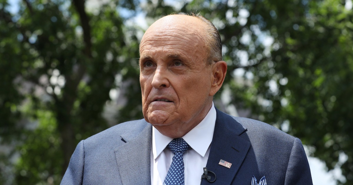 Rudy Giuliani owes nearly 0K in unpaid taxes, IRS says