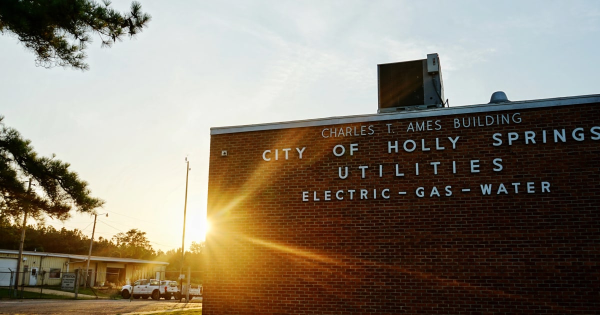 As summer flares, this Mississippi utility keeps losing power