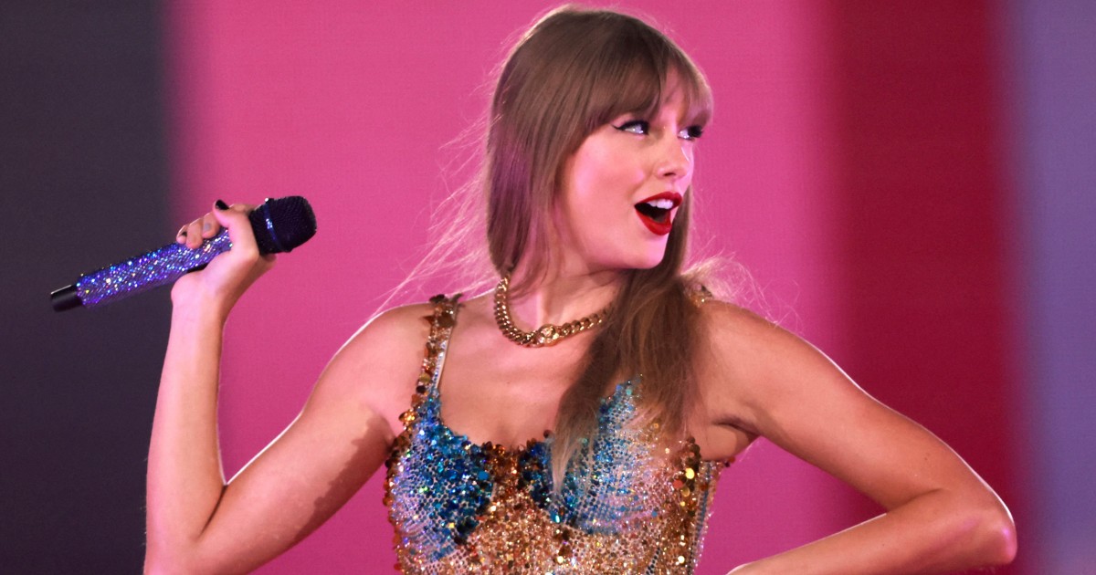 Un agent de sécurité présent au concert de Taylor Swift, devenu viral pour avoir chanté avec lui, déclare qu’il a été licencié