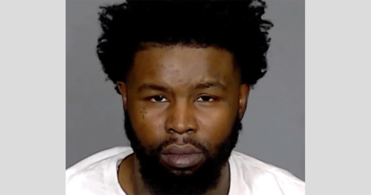 Murder suspect accidentally released from jail in Indiana as police ...