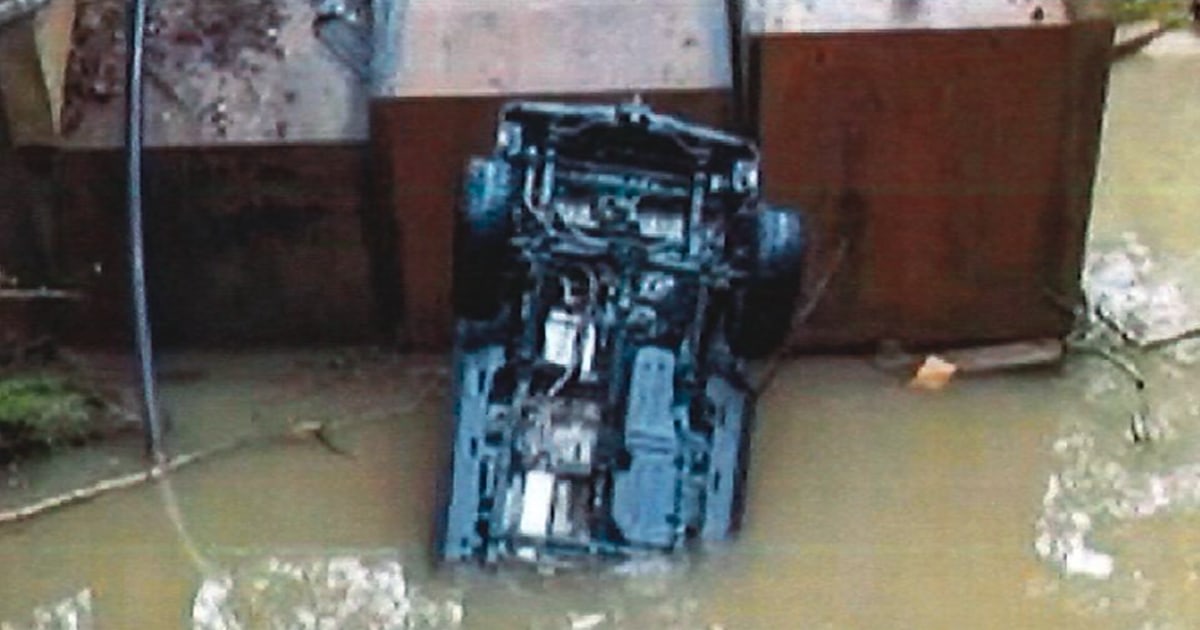 Widow of man who died driving off collapsed bridge sues Google for directing him there