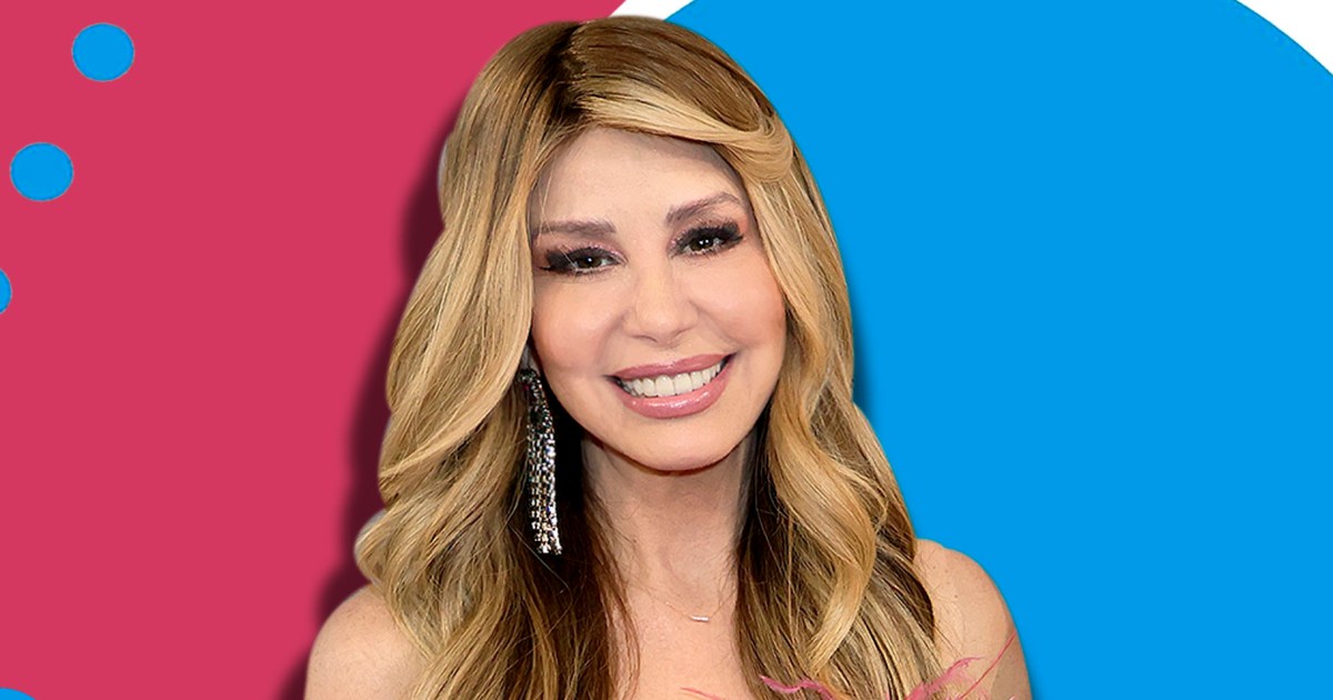 Myrka Dellanos recibe reconocimiento por su carrera y agradece a alguien  muy especial