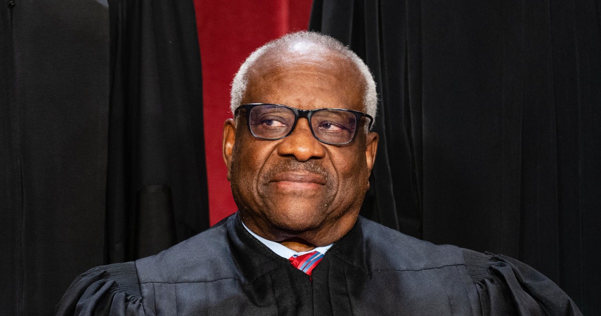 Photo of Clarence Thomas recuses himself as Supreme Court rejects ex-Trump lawyer John Eastman's appeal