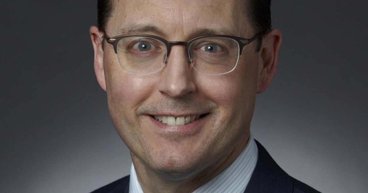 Walgreens names veteran health care executive tim wentworth as next ceo