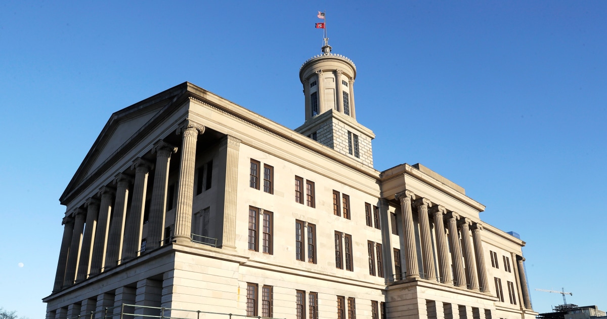 Tennessee’s penalties for HIV-positive people are discriminatory, DOJ says