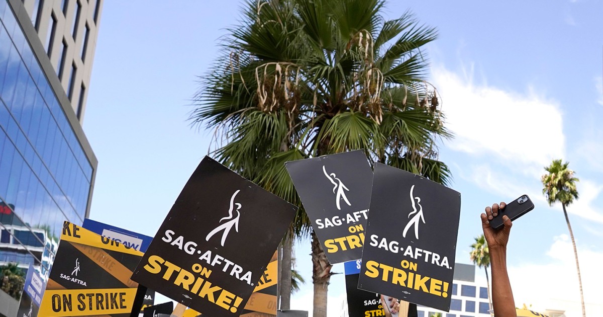 Hollywood strike negotiators under mounting pressure to make a deal