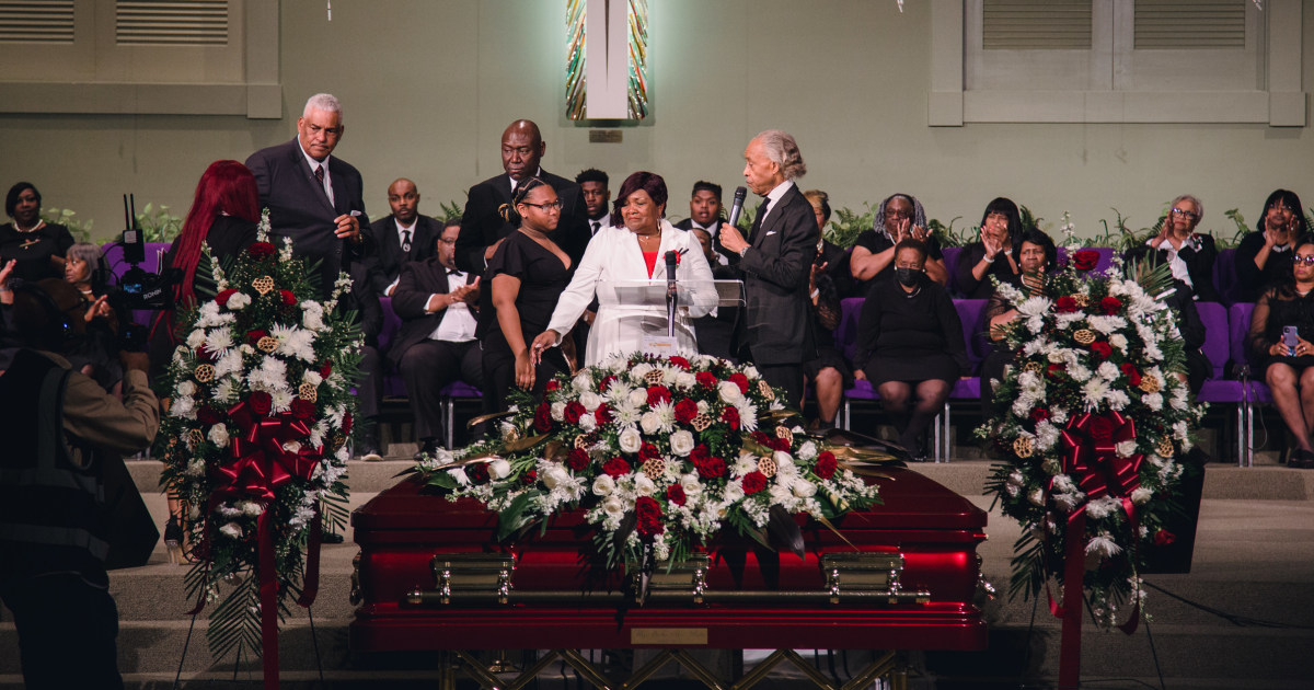 Dexter Wade, buried alone in Mississippi, finally gets the funeral he was denied