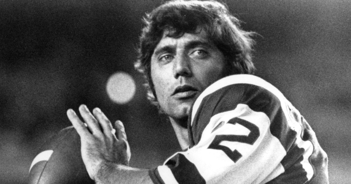 #Joe Namath accused of allowing sexual abuse at his football camp