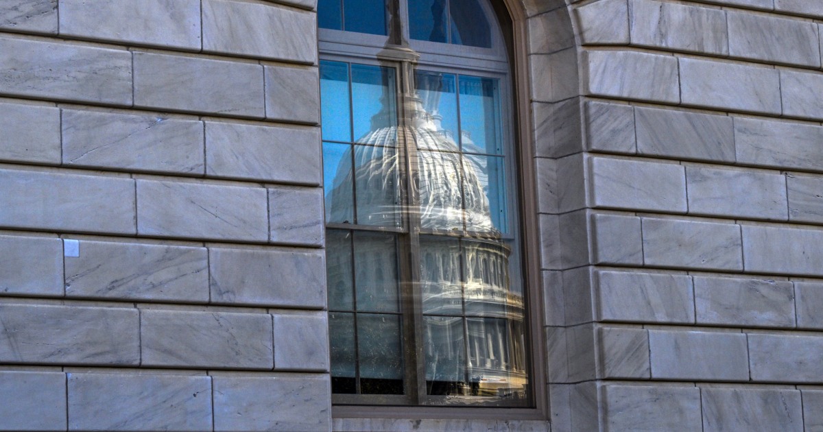 ВАШИНГТОН — Законодателите ще възобновят дебата относно одобряването на помощта