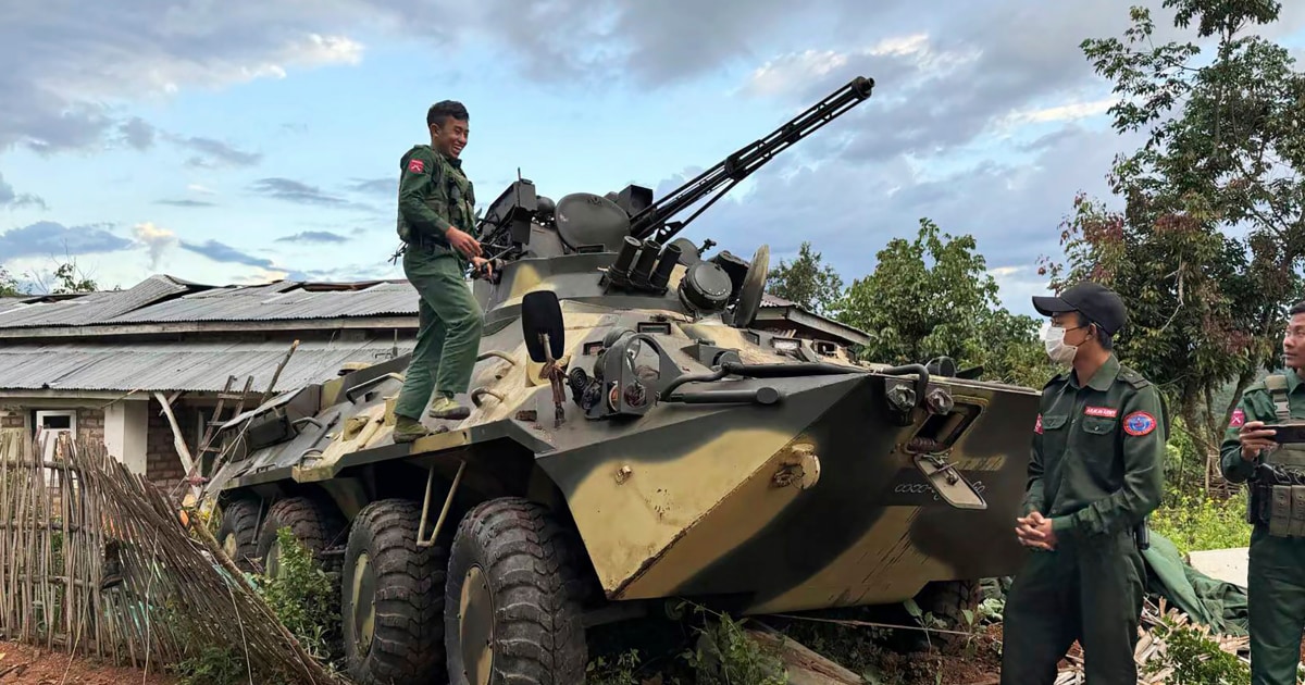 Военните на Мианмар губят позиции срещу координираните атаки, подкрепяйки надеждите на опозицията