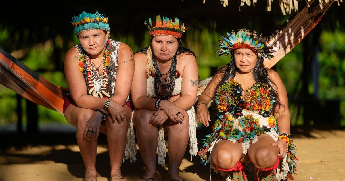 Територия на коренното население Джума Амазонас Бразилия — През нощта