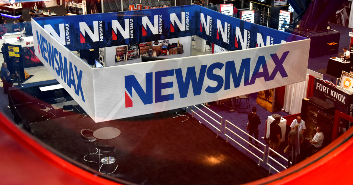 Dominion печели достъп до текстовете на журналисти от Newsmax в делото си за клевета