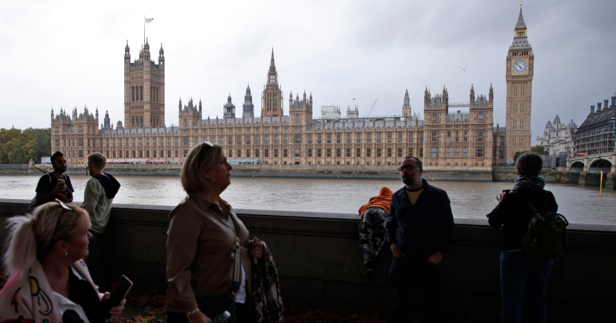 ЛОНДОН — Руските разузнавателни служби са атакували високопоставени британски политици