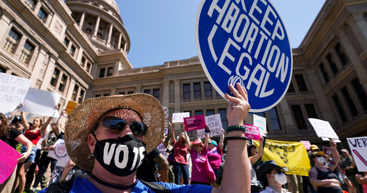 Върховният съд на Тексас отложи заповедта, която уважи молбата на бременна жена за аборт