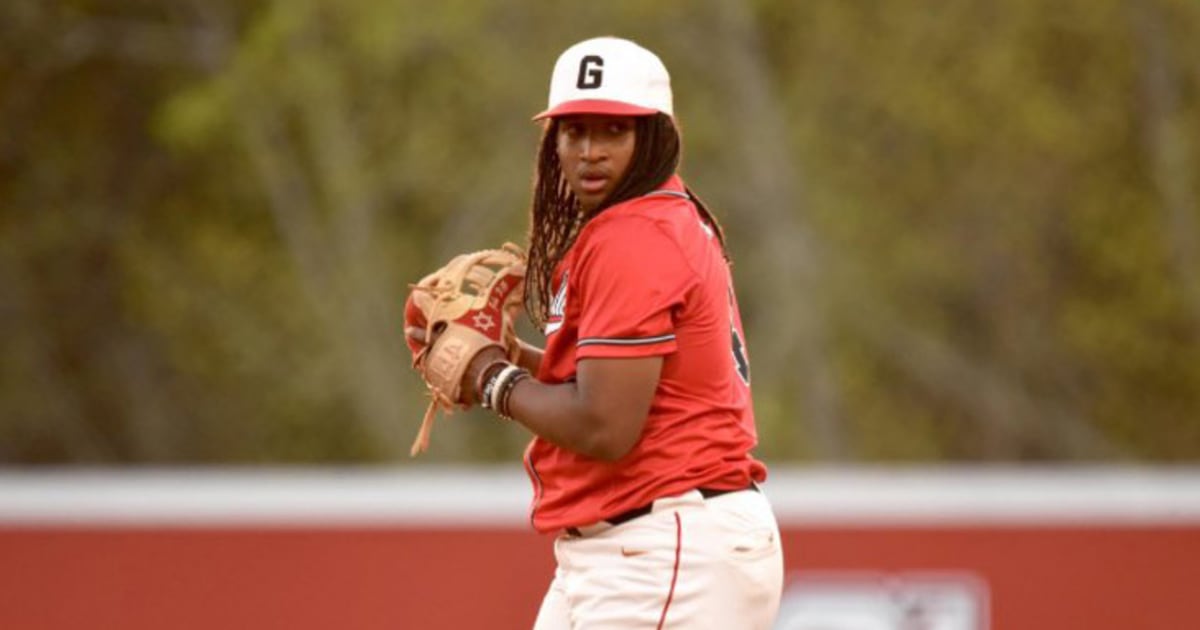 Бейзболист от гимназия в Джорджия който беше оставен в кома