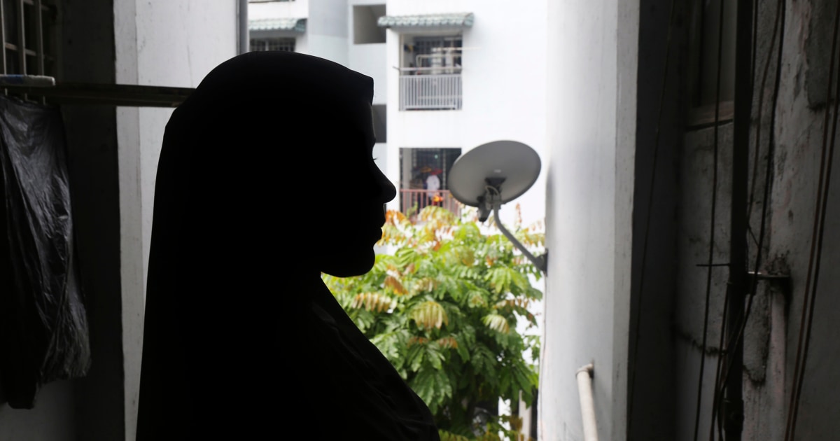Десетки невръстни момичета от рохингия, принудени да сключват бракове с насилие в Малайзия