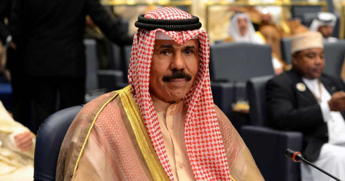 ДУБАЙ Обединени арабски емирства — Управляващият емир на Кувейт 86 годишният