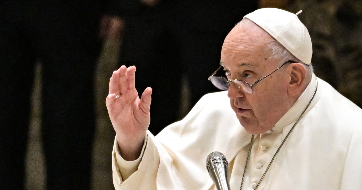 Политиката на папата за благословии на лица от един и същи пол предизвиква както изцеление, така и болка за LGBTQ католиците