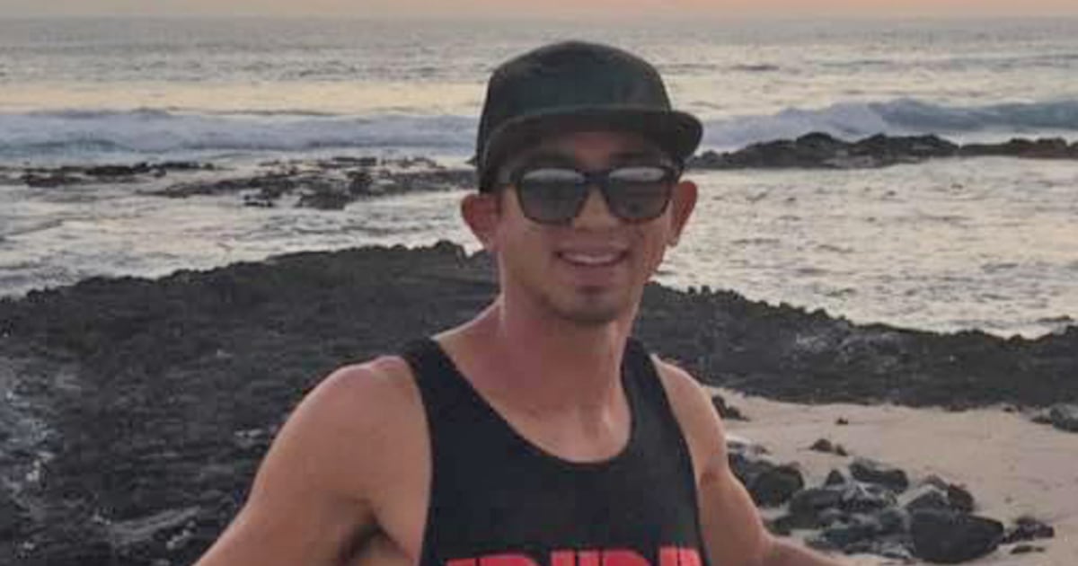 Сърфист, убит при „сблъсък с акула“ на Хавайските острови