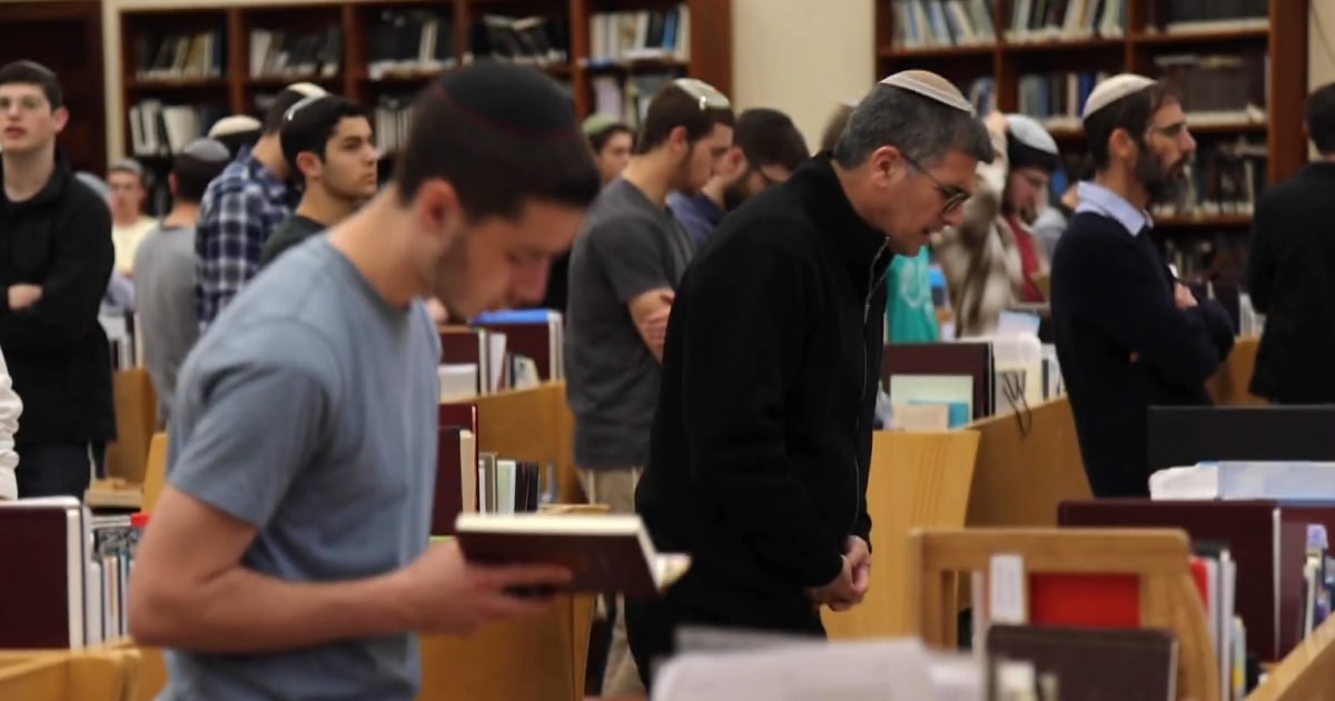 В ортодоксална еврейска семинария, която загуби 8 студенти във войната Израел-Хамас