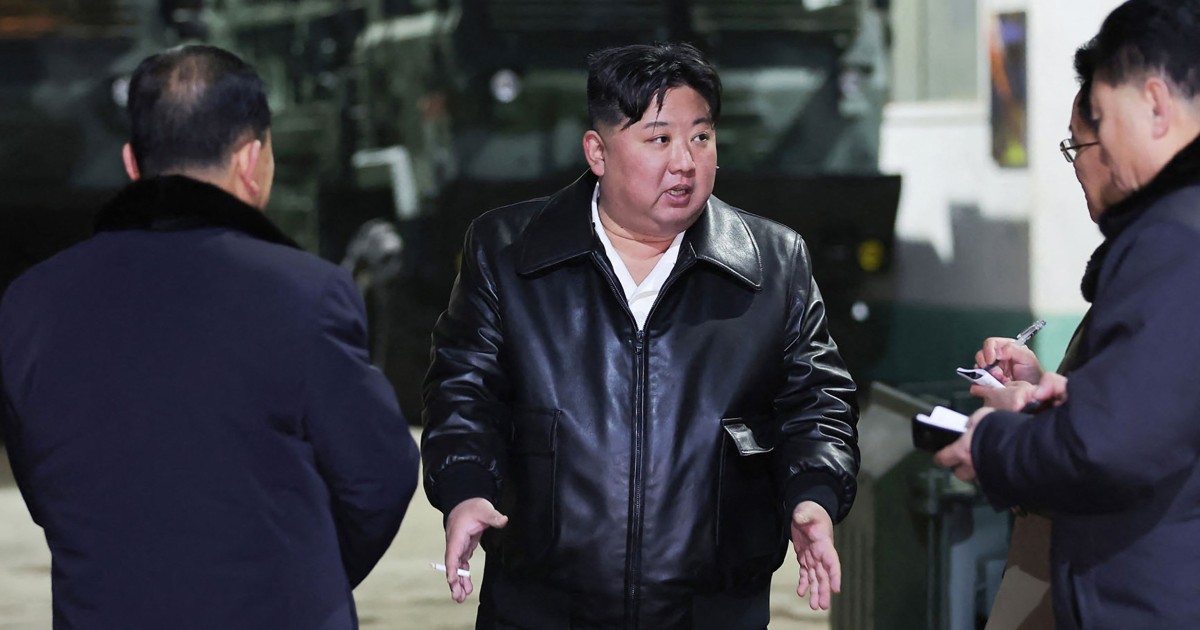 Ким на Северна Корея посети оръжейни фабрики на фона на критики относно търговията с Русия