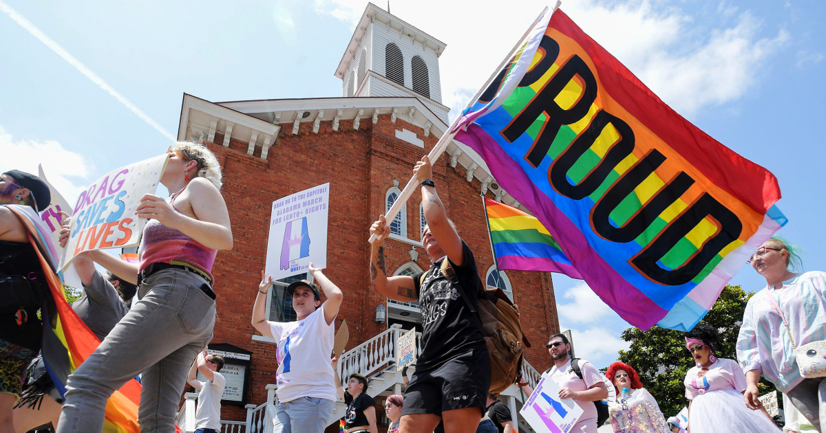 Алабама може да наложи забрана за потвърждаващи пола грижи за транс непълнолетни, правилата на апелативния съд