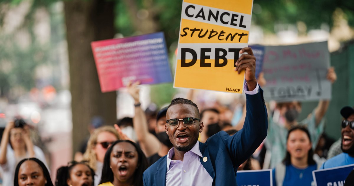 Байдън е простил милиарди студентски заеми, но неговите съюзници казват, че гласоподавателите не му дават достатъчно кредит