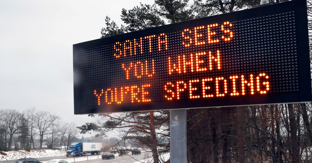 Без шега: Федералните забраняват хумористичните електронни съобщения по магистралите