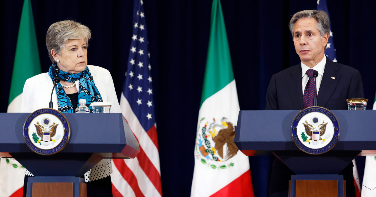 Длъжностни лица от САЩ и Мексико ще подновят разговорите за спиране на нарастването на мигрантите на срещата в окръг Колумбия