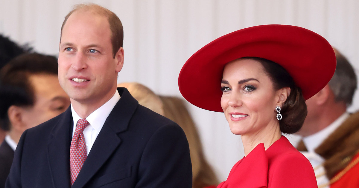 ЛОНДОН — Принц Уилям посети съпругата си Кейт в четвъртък в лондонска