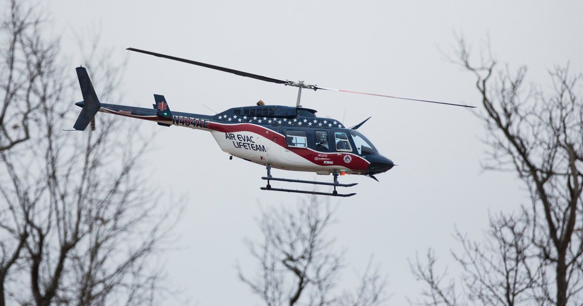 Трима членове на екипажа на въздушна линейка загинаха при катастрофа с хеликоптер в Оклахома