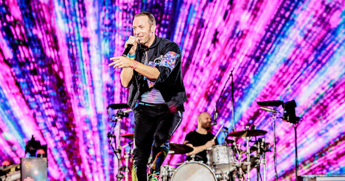 Un voyage en hélicoptère au concert de Coldplay met Ferdinand Marcos Jr. en difficulté