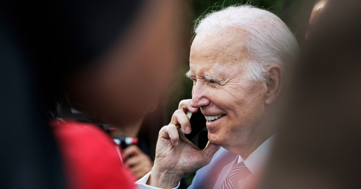 Фалшиво автоматично обаждане на Джо Байдън казва на демократите от Ню Хемпшир да не гласуват във вторник