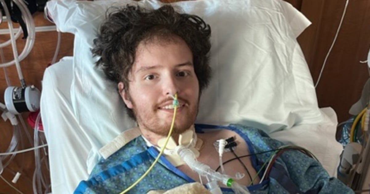 22-годишен мъж получи двойна белодробна трансплантация по-рано този месец, след