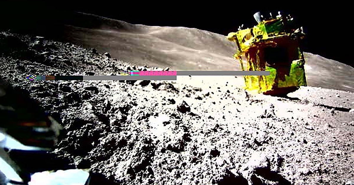 Successful Moon Landing by Japan’s Probe with a Minor Setback