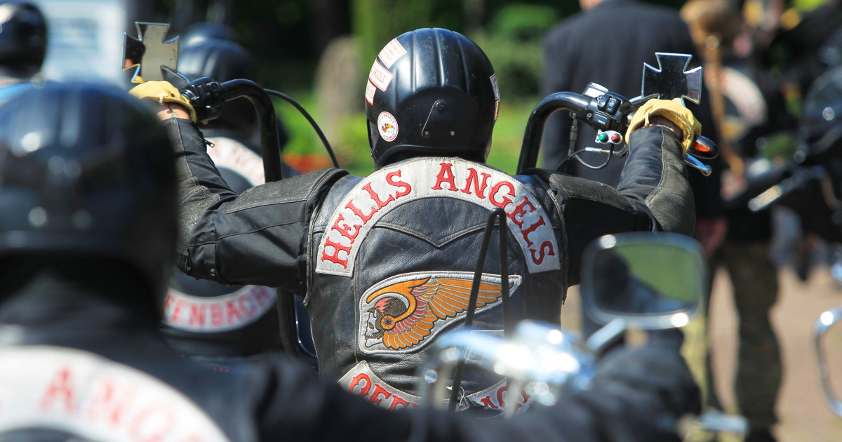 Двама канадски членове на мотоциклетната банда Hells Angels са заговорили