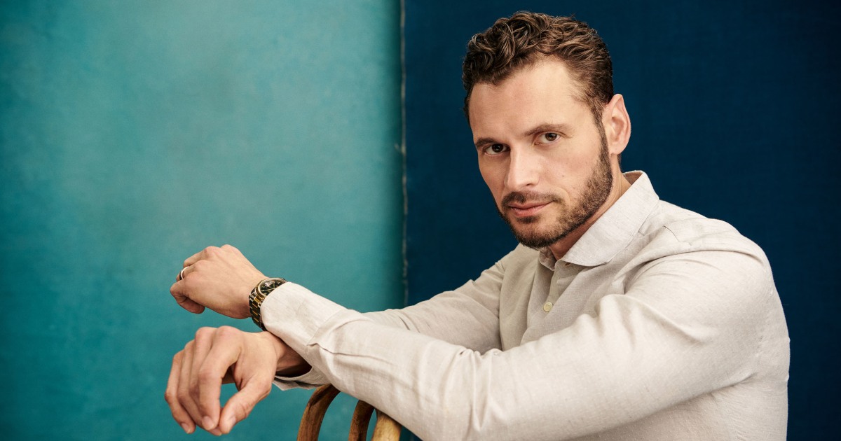 Actor Adan Canto dies at 42 from appendiceal cancer