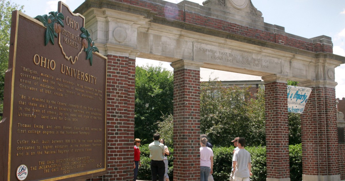 Университетът на Охайо спира предоставянето на стипендии основани на раса