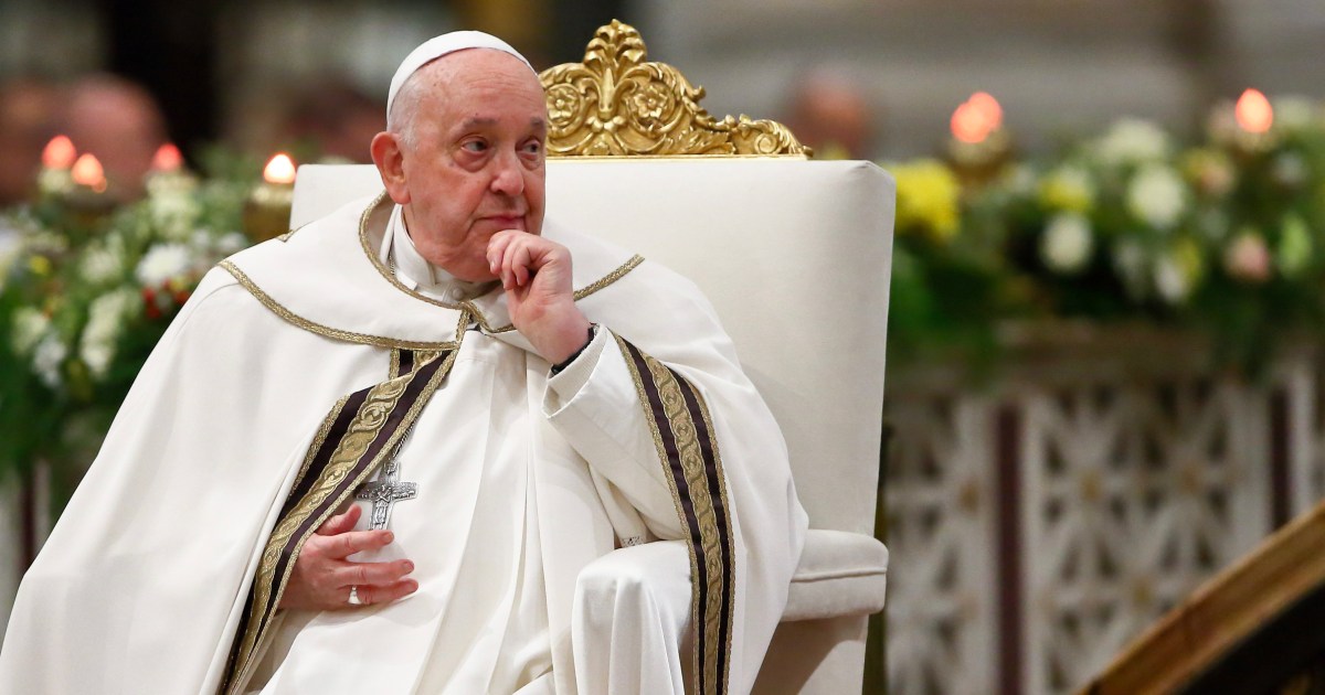 ВАТИКАНАТА — Папа Франциск каза, че вижда лицемерие“ в критиките