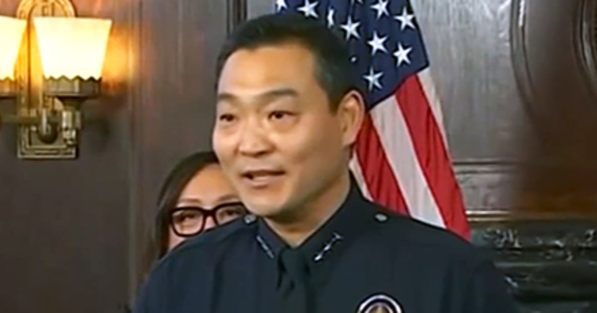 Полицията на Лос Анджелис назначава първия азиатско-американски началник временно