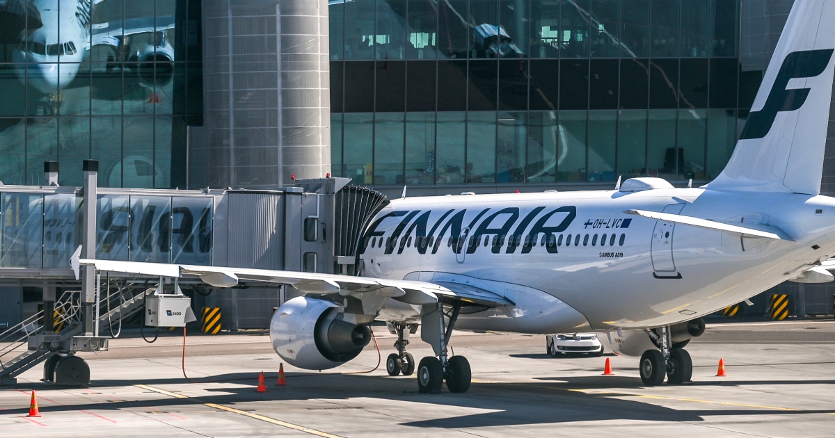 Авиокомпания Finnair претегля пътниците на изхода за заминаване за събиране на данни