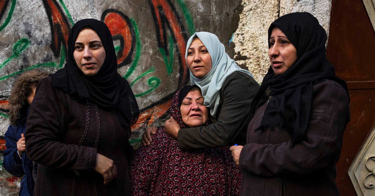 Палестинците в Рафа претъпканият град на южната граница на Газа