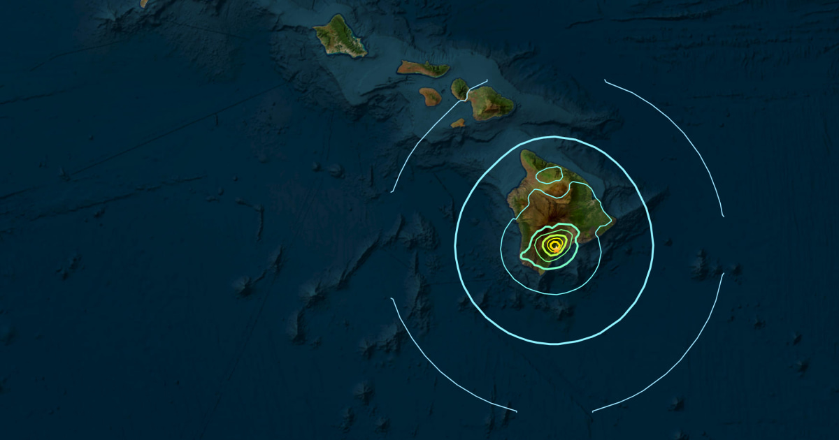 Земетресение с магнитуд 5,7 удари точно на юг от Големия остров на Хавайските острови, каза Геоложката служба на САЩ