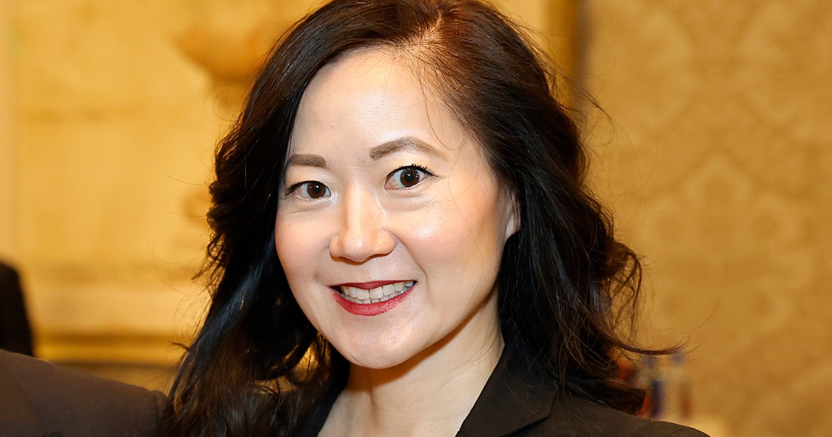 Анджела Чао, главен изпълнителен директор на корабоплаването и сестра на Илейн Чао, загина при автомобилна катастрофа