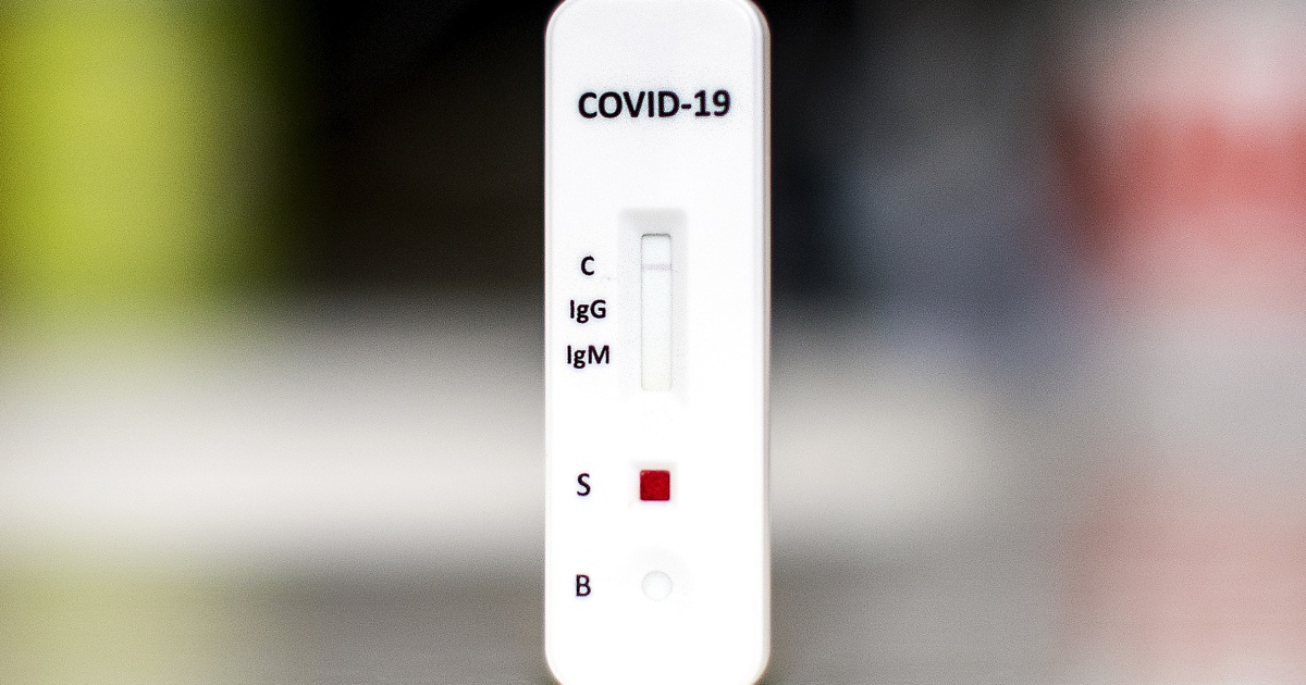 CDC казва, че все още няма планове за облекчаване на Covid изолацията, въпреки призивите на лекарите