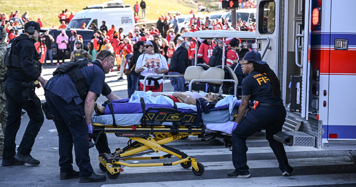 Най-малко 1 убит, множество ранени при стрелба по време на митинга на Kansas City Chiefs Super Bowl